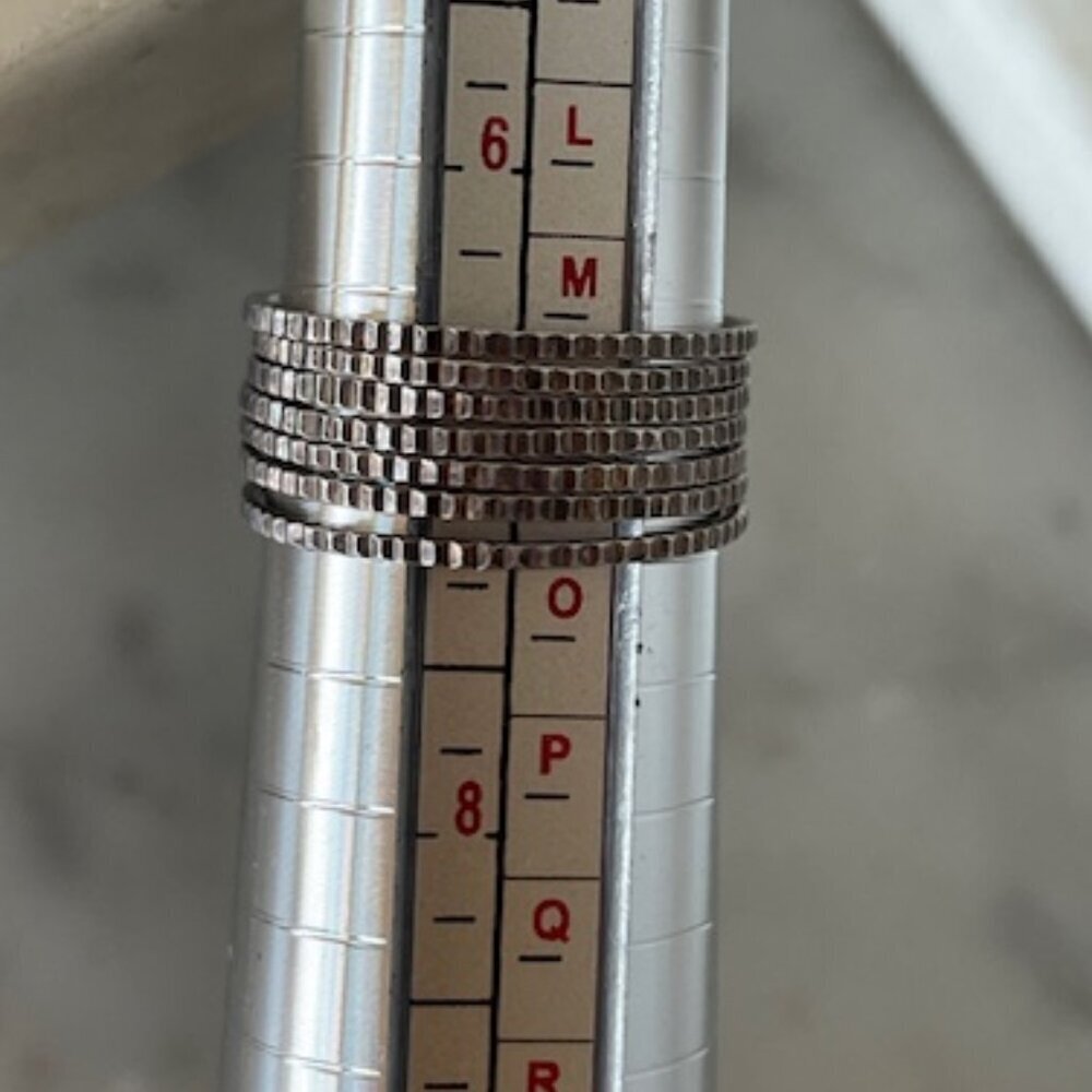 Silver Hammered Stacked 7 Banded Joined Ring Size 6.5 - Picture 11 of 14